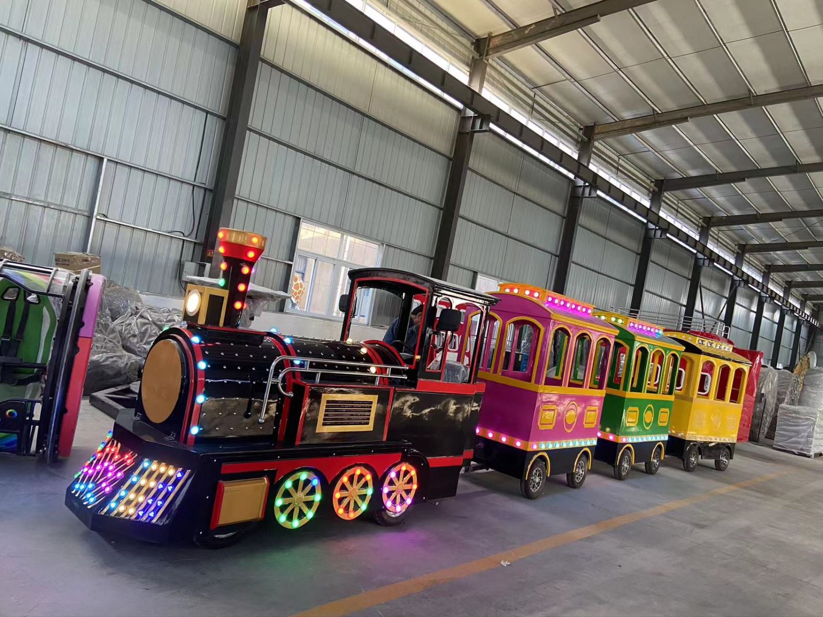 Tàu lửa điện mẫu 1